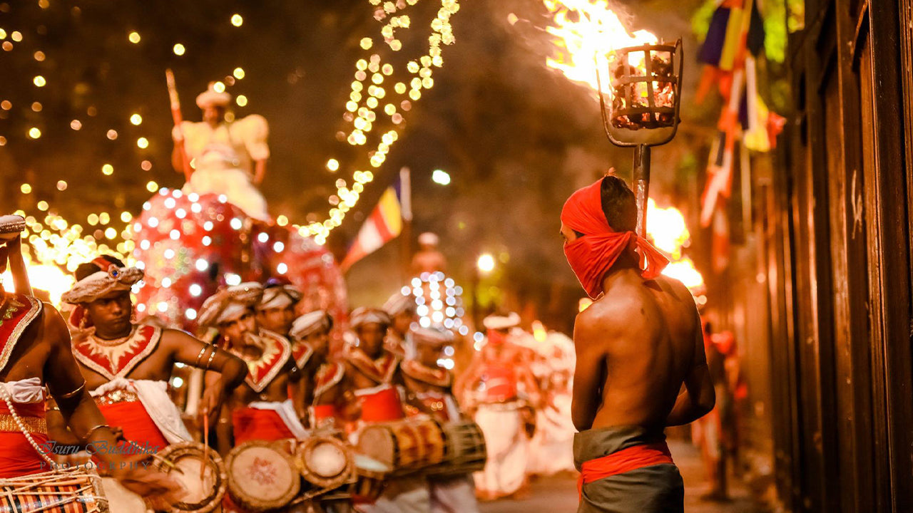 Kandy Esala Perahera