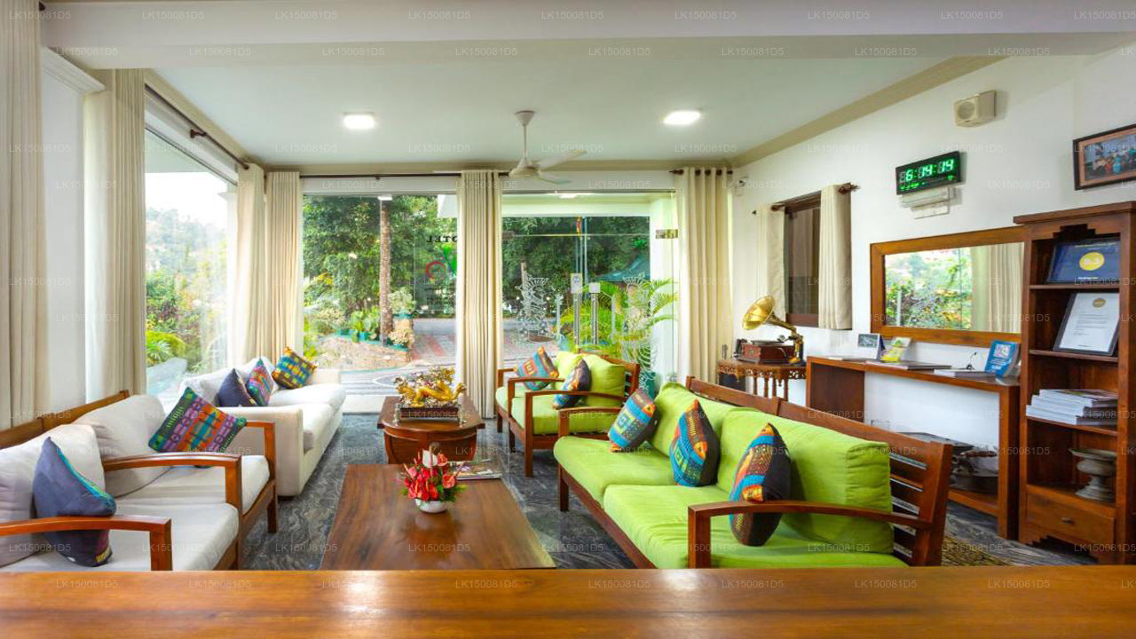 Hotel Yo, Kandy