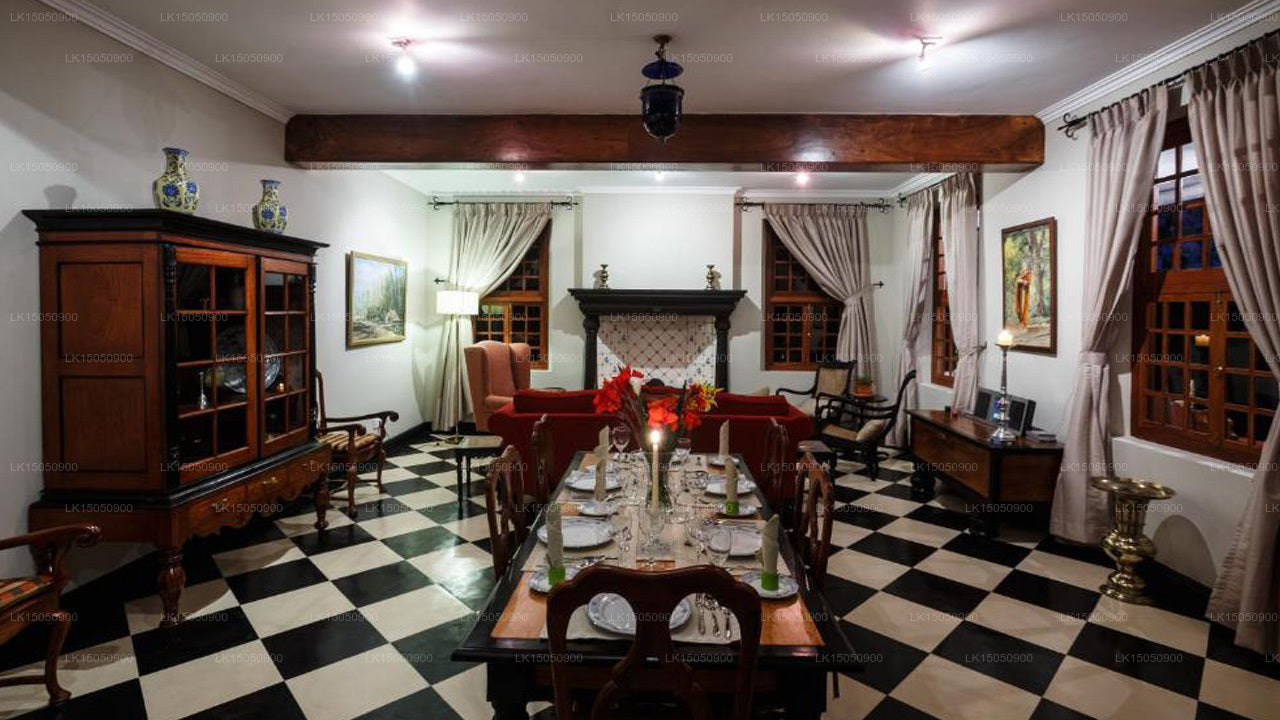 The Dutch House, Bandarawela