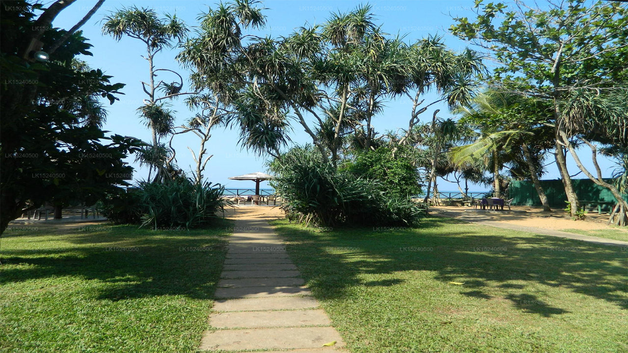 Green Shadows Beach Hotel, Kalutara