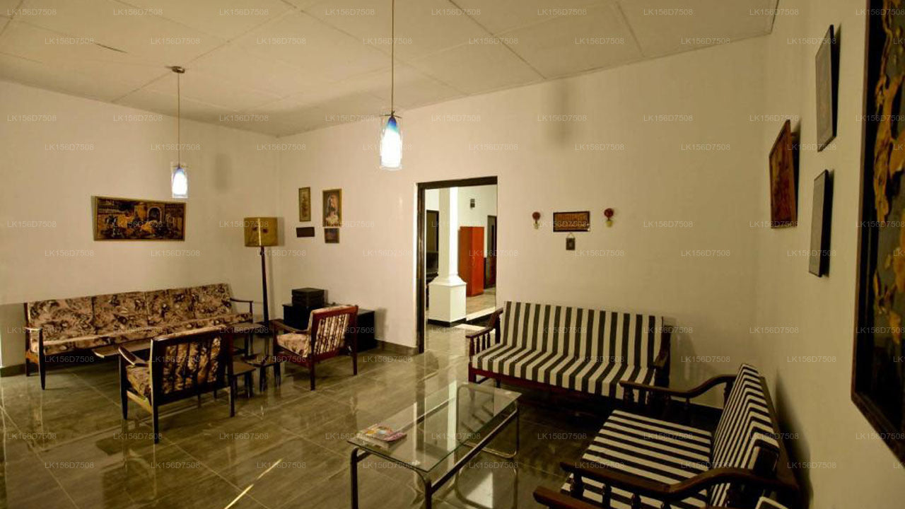 Hostel Katunayake, Katunayake