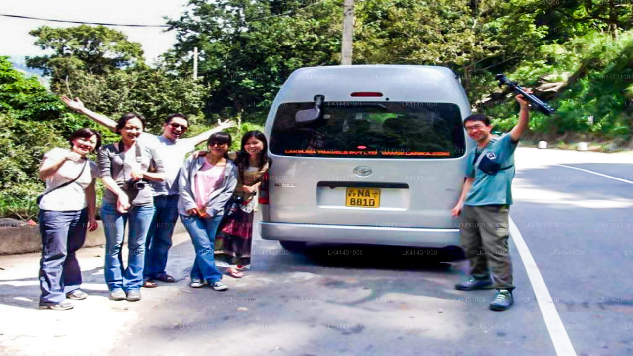 Kandy City to Colombo Airport (CMB) Private Transfer