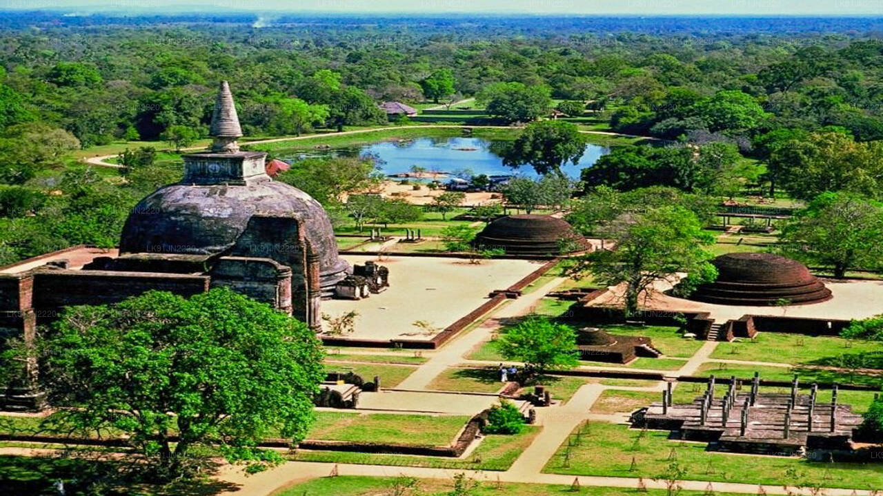 Discover Anuradhapura by Helicopter From Hatton
