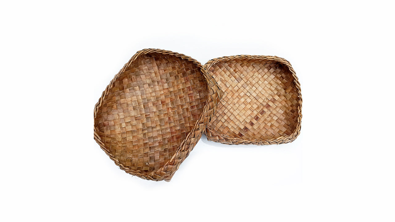 Lakpura Coconut Leaf Watti (20cm)